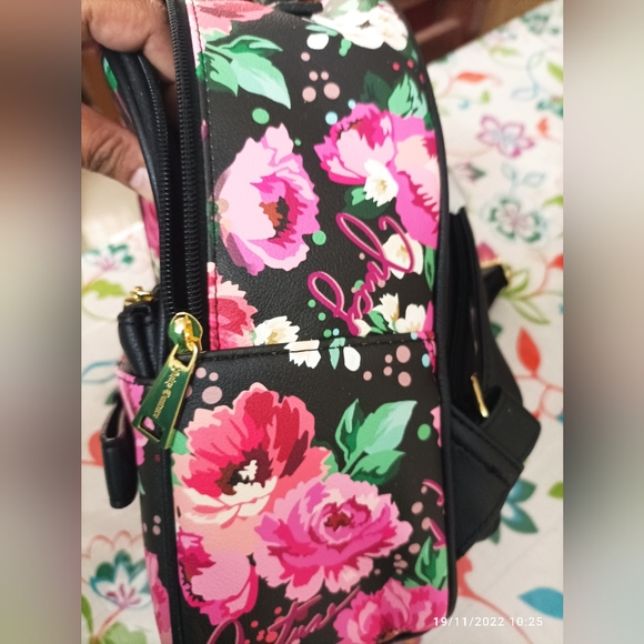 Authentic Floral Juicy Couture Peek-A-Bow Backpack NWT - Picture 7 of 14
